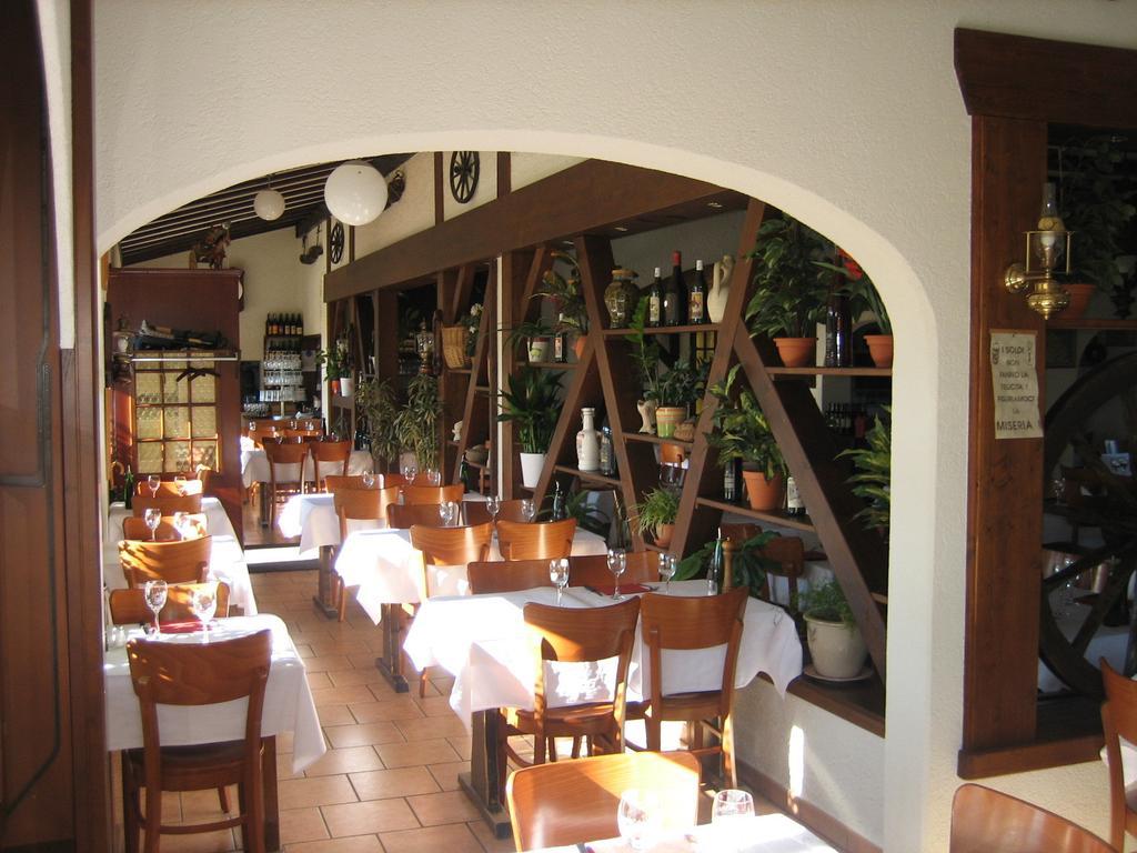 Motel Le Leman Commugny Bagian luar foto