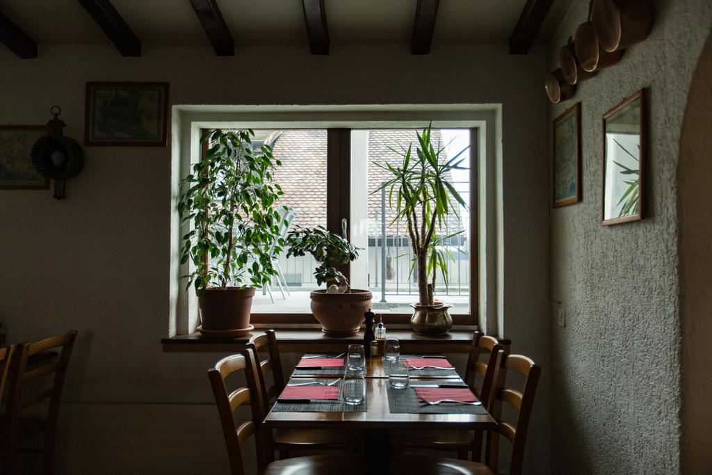 Motel Le Leman Commugny Bagian luar foto